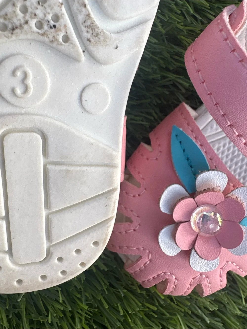 The Unbranded Brand soft pink